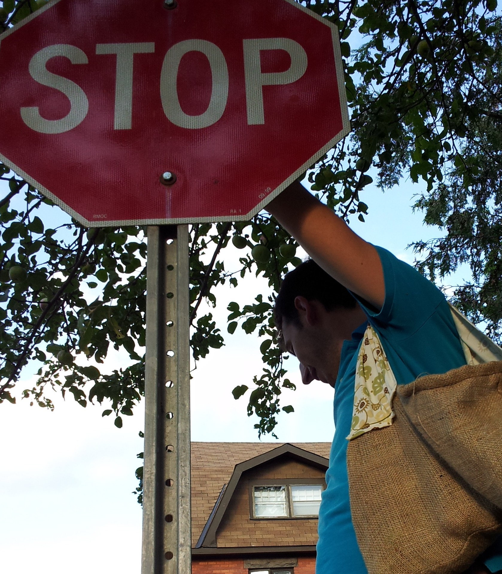 Fruit picking stop sign